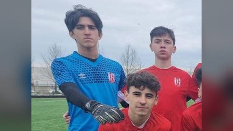 Balıkesirspor'un 15 Yaş Altı Gelişim Ligi kalecisi olan Eren Mert