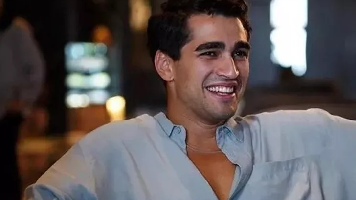 Mert Ramazan Demir, Şahmaran galasında! Tarzı olay oldu