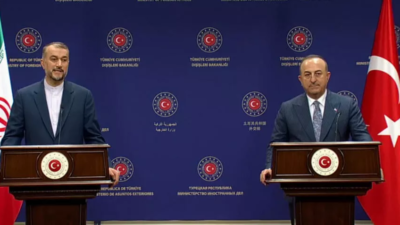 İsveç’teki skandal PKK provokasyonu! Bakan Çavuşoğlu: Savcılığın kararı son derece absürt