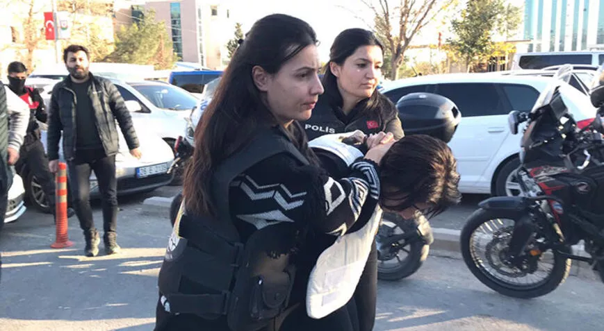 Şanlıurfa’da sevgilisini öldüren Berivan, tutuklandı Şanlıurfa’da sevgilisini öldüren Berivan, tutuklandı