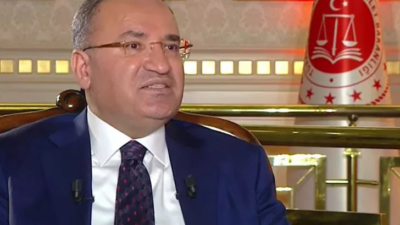 Adalet Bakanı Bekir Bozdağ duyurdu! Seçim tarihi resmi olarak ne zaman açıklanacak?