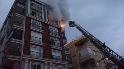Antalya’da dehşet! Yangın çıkarıp anneannesi ile teyzesini eve kilitledi