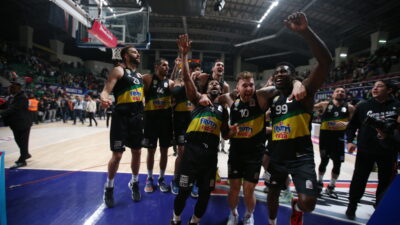 Nefes kesen derbi Bursaspor’un