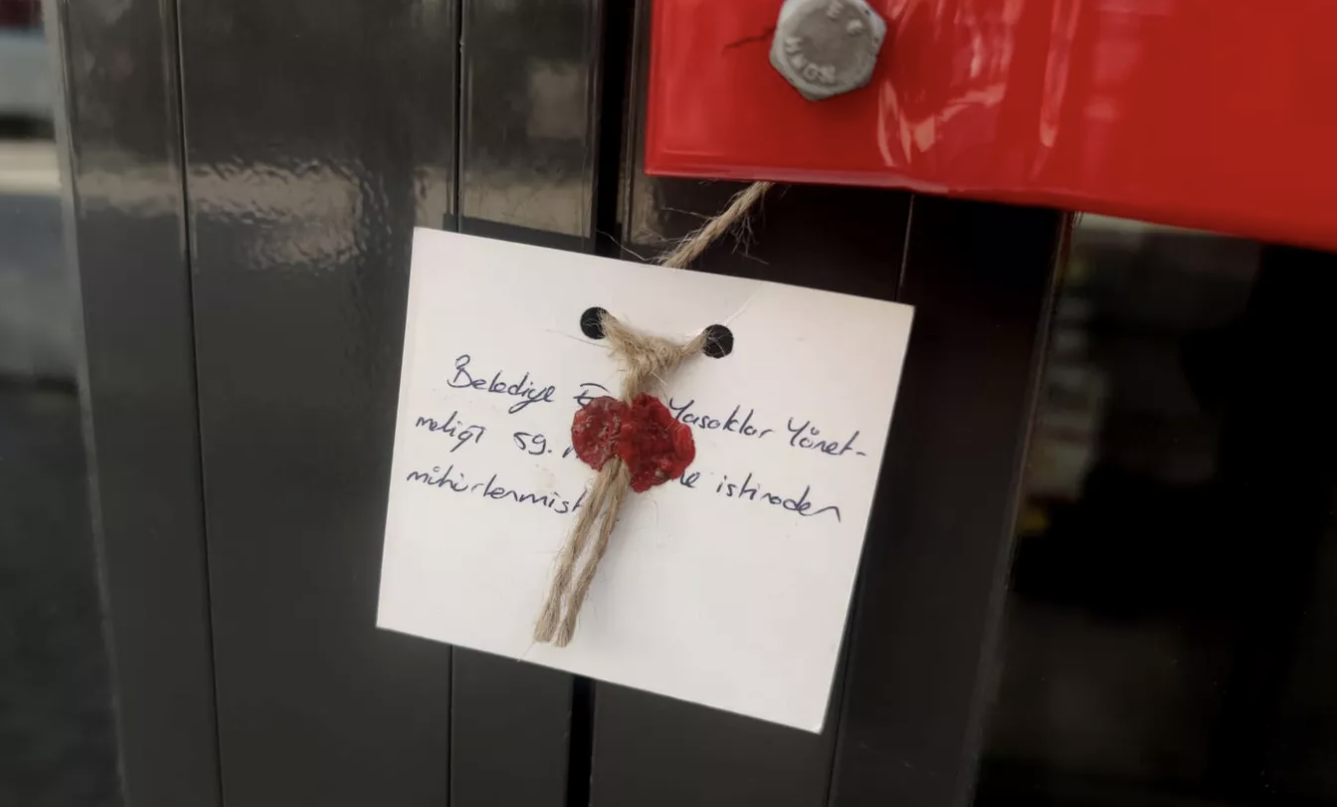 İnegöl’deki marketlere vurulan mühür tüm Bursa’ya örnek olsun!