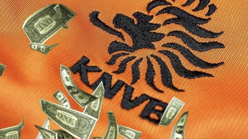 Hollanda futbol liginde kendi maçları da dahil 25 profesyonel futbolcunun