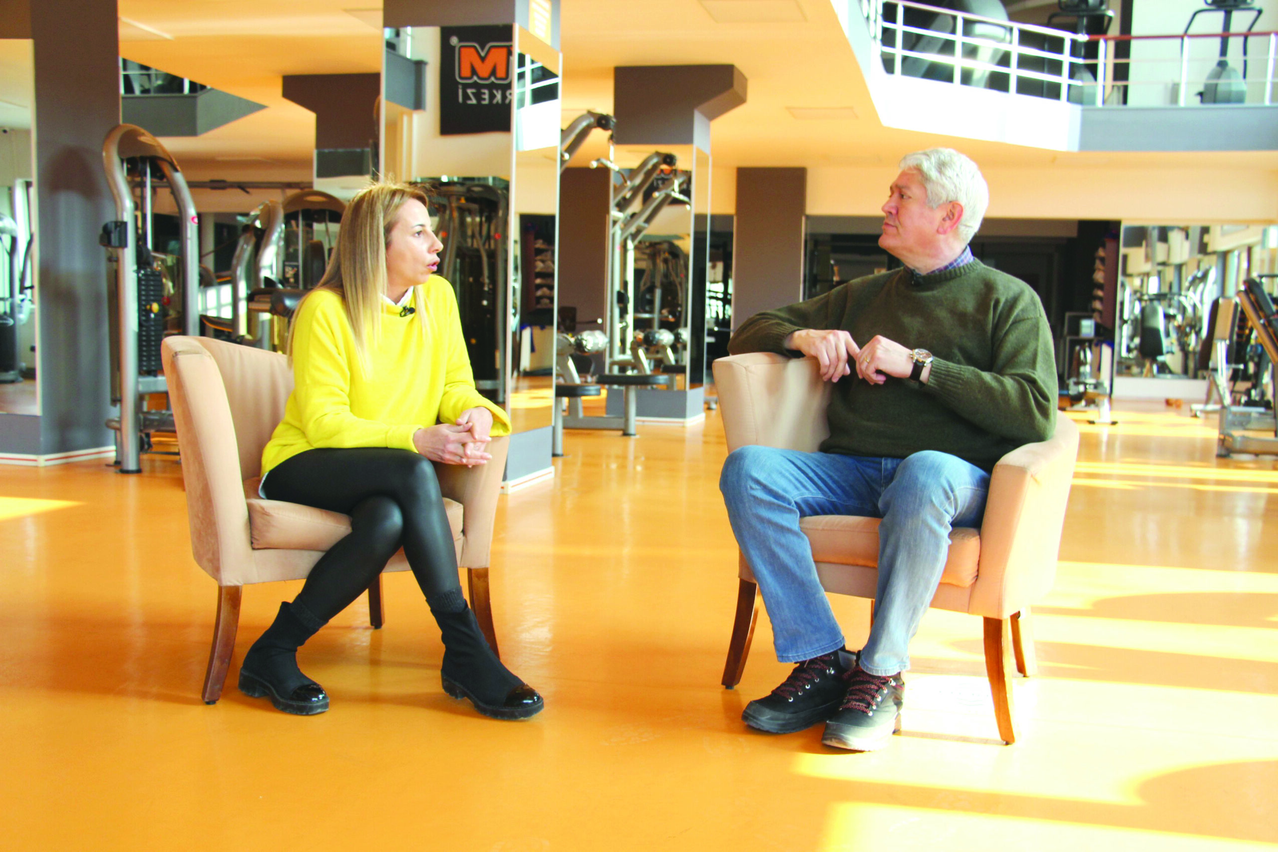 Bursa’da yeni spor türü; Suda koşu! Nilay Ergül’den ‘Aqua Running’