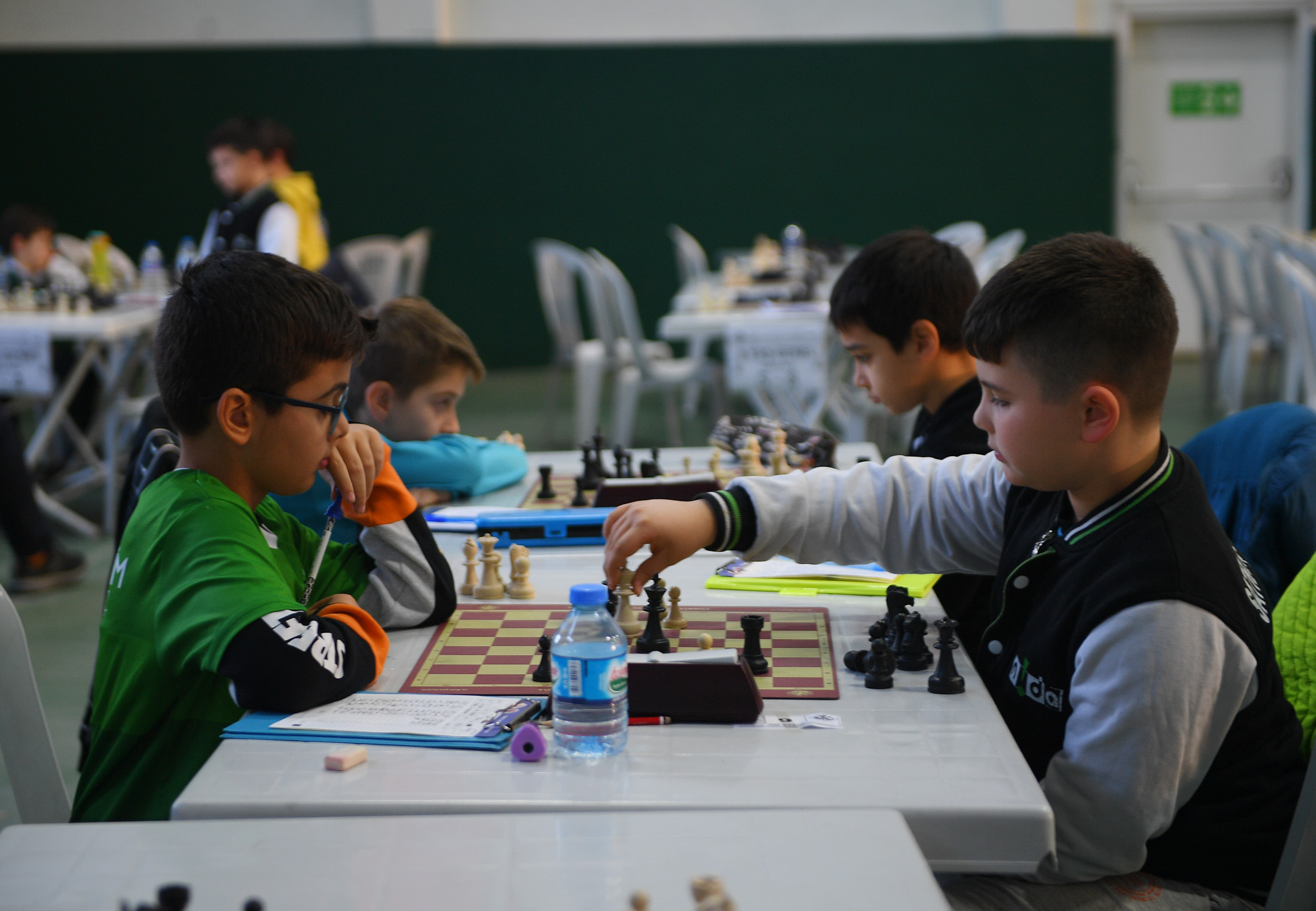 Minik satranççılar ödüllerini aldı