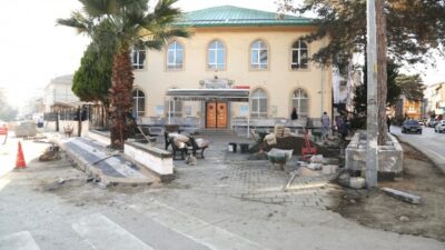 Gürsu Merkez Cami çevresi yenileniyor