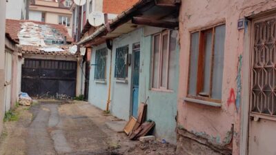 Bursa’da görenleri şaşkına çeviren ilan