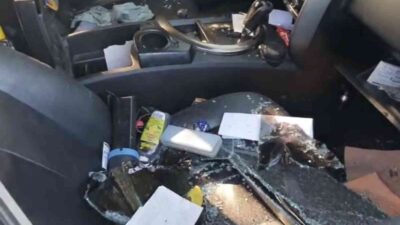 Yer: Bursa… 3 aracın camlarını kırıp…