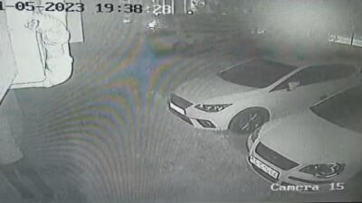Bursa’da balkon hırsızları! O anlar kamerada