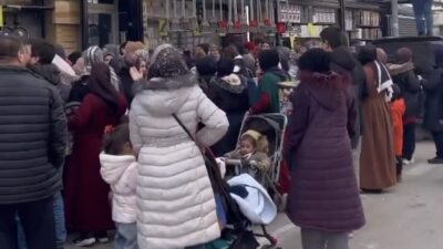 Bursa’da ‘indirim’ izdihamı