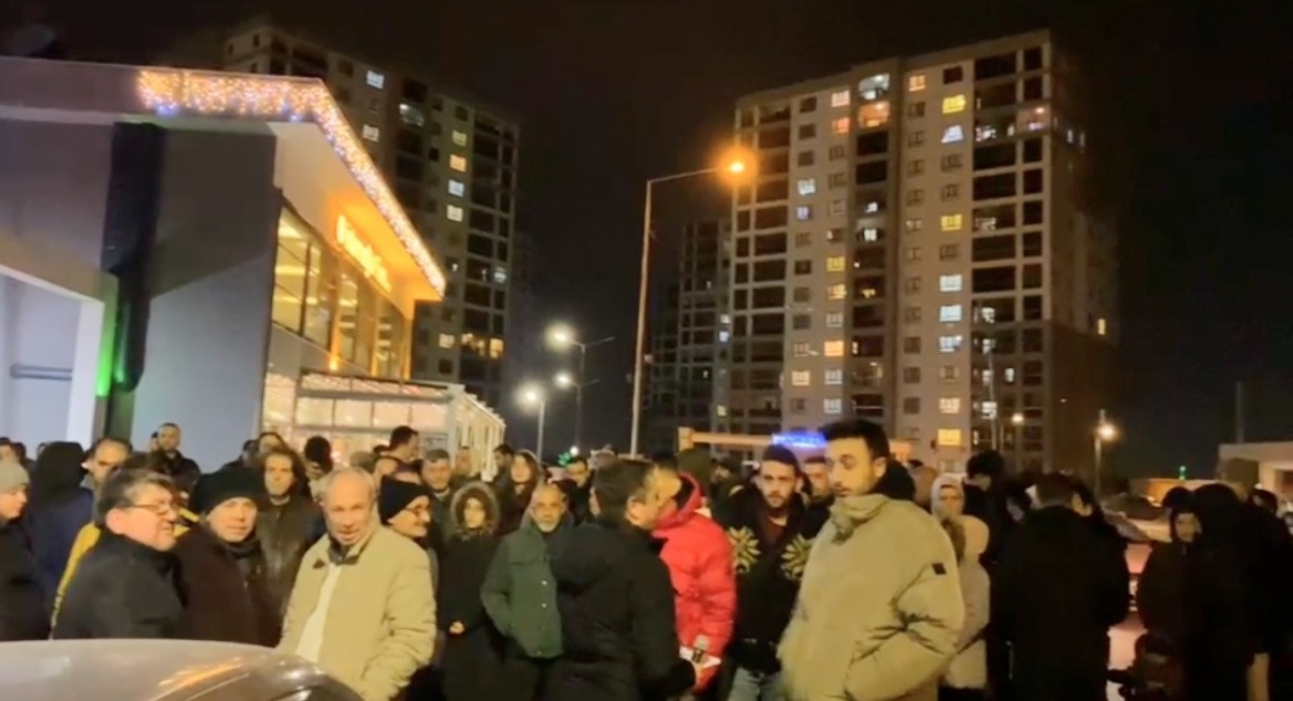 Bursa’daki site yönetiminden aidat açıklaması Bursa’daki site yönetiminden aidat açıklaması