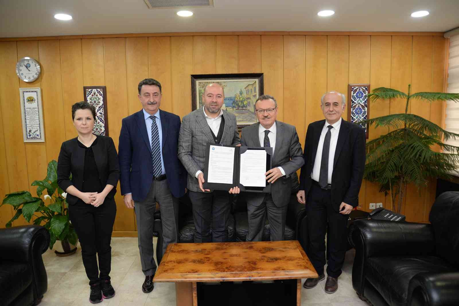 BUÜ Diş Hekimliği Fakültesi’ne yeni laboratuvar BUÜ Diş Hekimliği Fakültesi’ne yeni laboratuvar