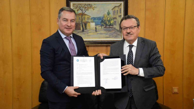 Bursa Uludağ Üniversitesi (BUÜ), TEKNOFEST’te yarışacak takımlara iş dünyasından sponsorluk