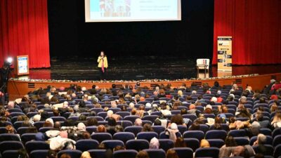Büyükşehir’den eğitimcilere özel konferans