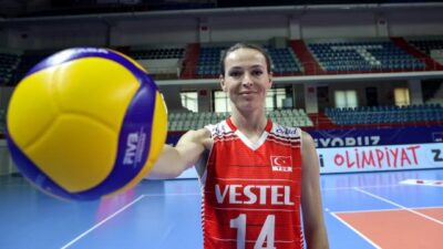 Milli voleybolcudan üzücü haber