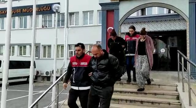 Bursa’ya gelerek 900 bin TL’lik hırsızlık yaptılar, adli kontrol şartıyla serbest bırakıldılar