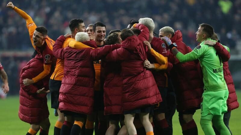 Galatasaray Giresun’da dört dörtlük Spor Toto Süper Lig'in 21. haftasında Bitexen Giresunspor'u deplasmanda 4-0