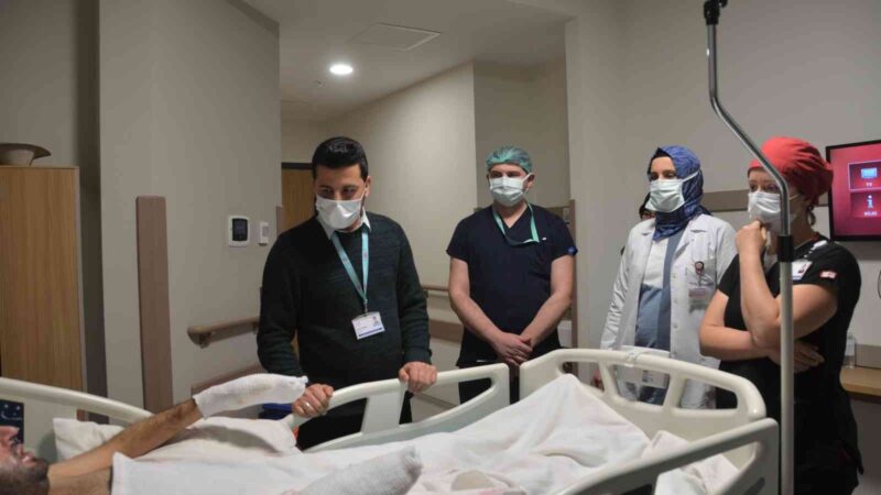 Sinop açıklarında yük gemisinde meydana gelen yangın sonucunda çeşitli yerlerinde