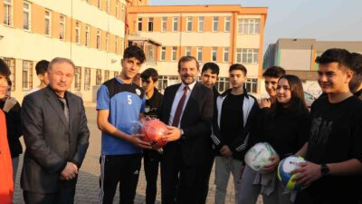 Gençler istedi, Başkan Işık yaptı