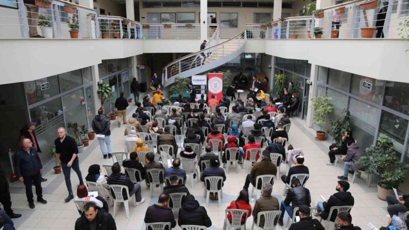 Gürsu Belediyesi 2 bin 500 kişiyi iş sahibi yaptı Gürsu Belediyesi Kollektif Kariyer Merkezi, bugüne kadar gerçekleştirdiği 50 istihdam