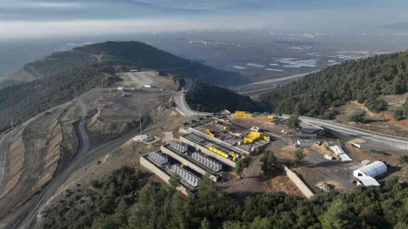 Gürsu Hayvan Bakım ve Tedavi Merkezi hızla yükseliyor Bursa’nın Gürsu ilçesinde belediye tarafından inşa edilen hayvan bakım ve