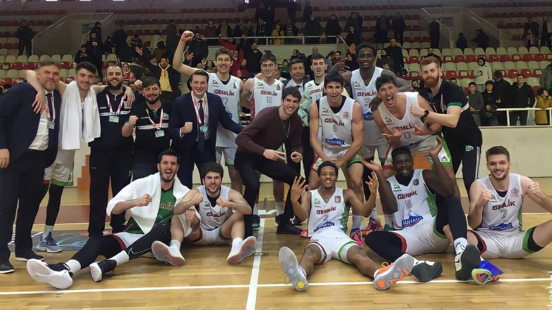 Akran Gemlik’ten kritik zafer