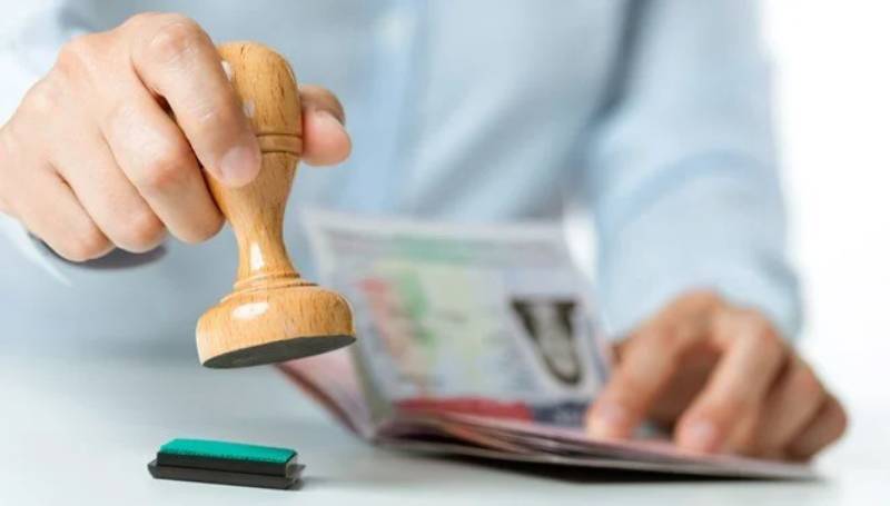 Pasaportta harç farkı krizi sona erdi