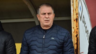 2.Lig’deki Bursa ekibinden flaş teknik adam kararı!