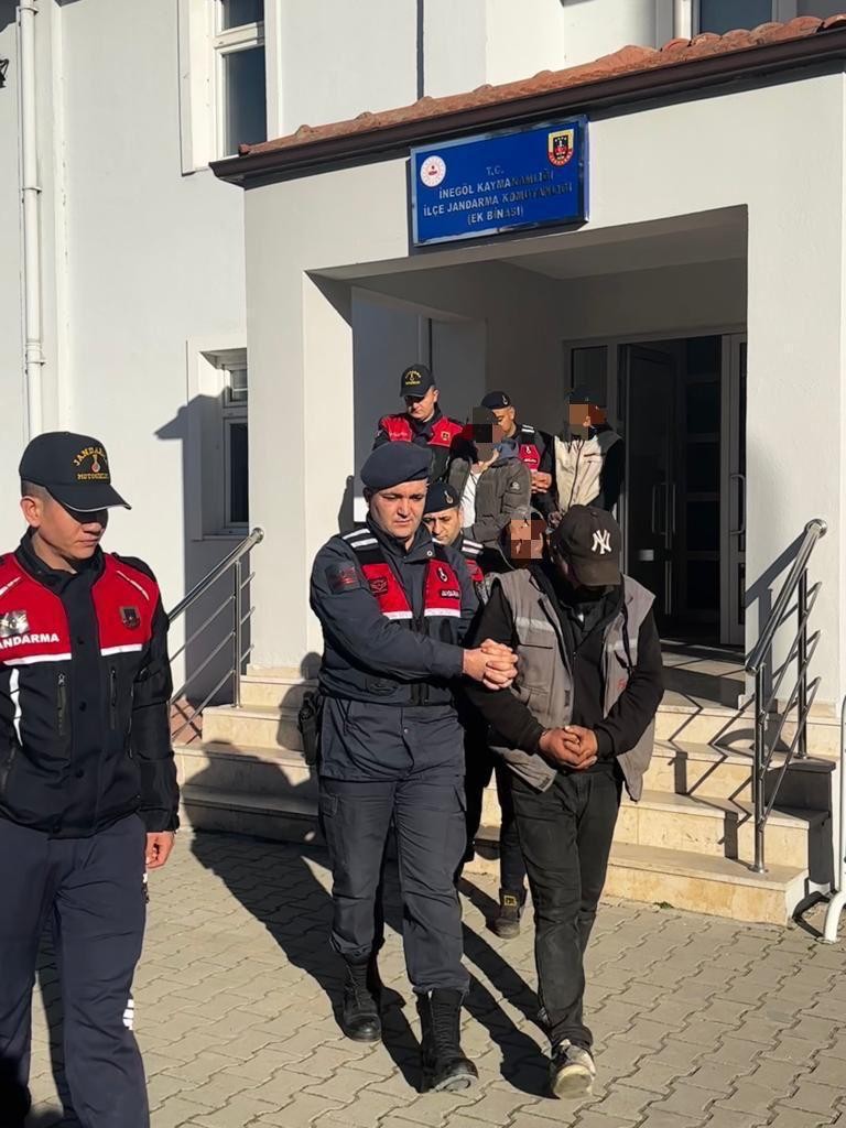 Bursa’da jandarmadan hırsızlık çetesine operasyon!