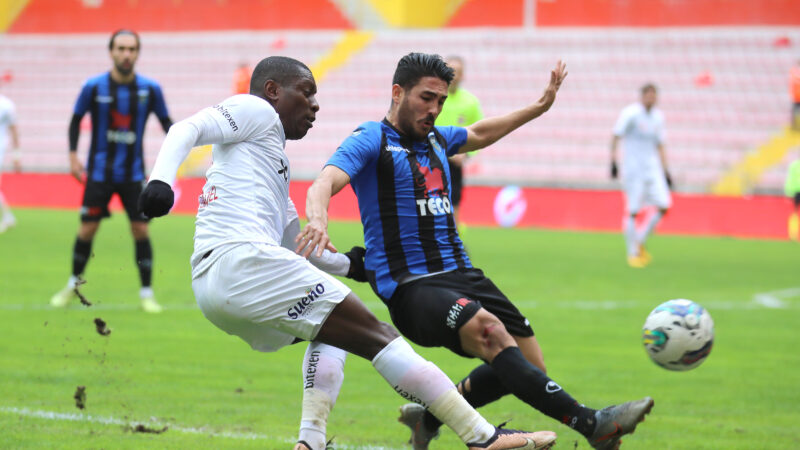 TFF 2.Lig Kırmızı Grup’taki temsilcimiz Teco Karacabey Belediyespor, Ziraat Türkiye