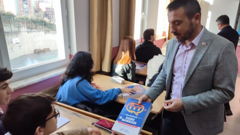 Kestel’de üniversite sınavına girecek öğrencilerine büyük destek Kestel Belediyesi, devlet liselerinde eğitim gören ve sınava girecek olan