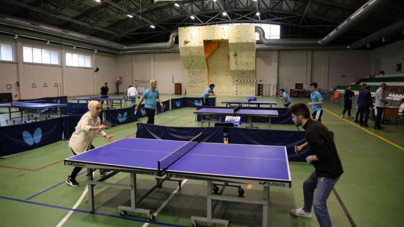 Masa Tenisi Turvunası’nda şampiyonlar belli oldu Bursa Uludağ Üniversitesi (BUÜ) Spor Bilimleri Fakültesi ile Spor, Kültür