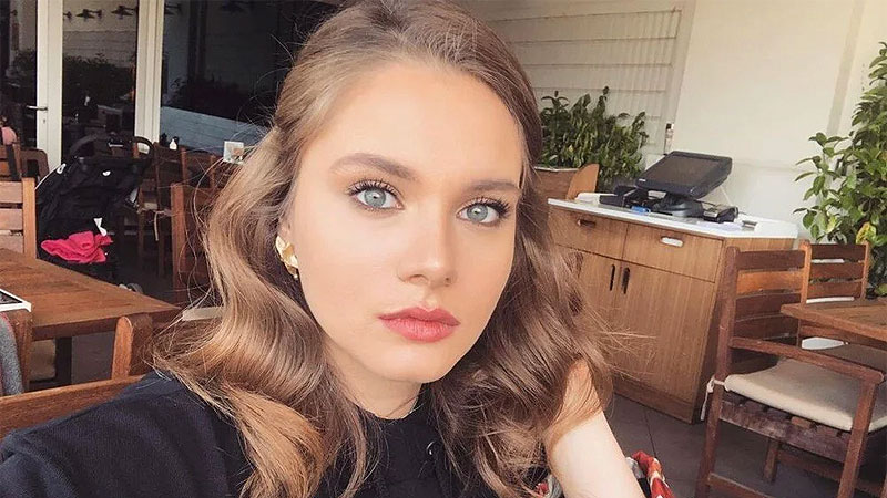 24 yaşında liseyi bitirdi