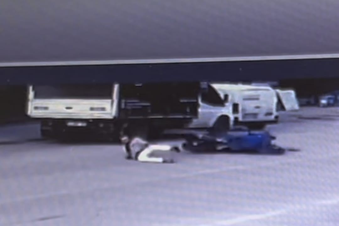 Bursa’da motosiklet böyle sürüklendi