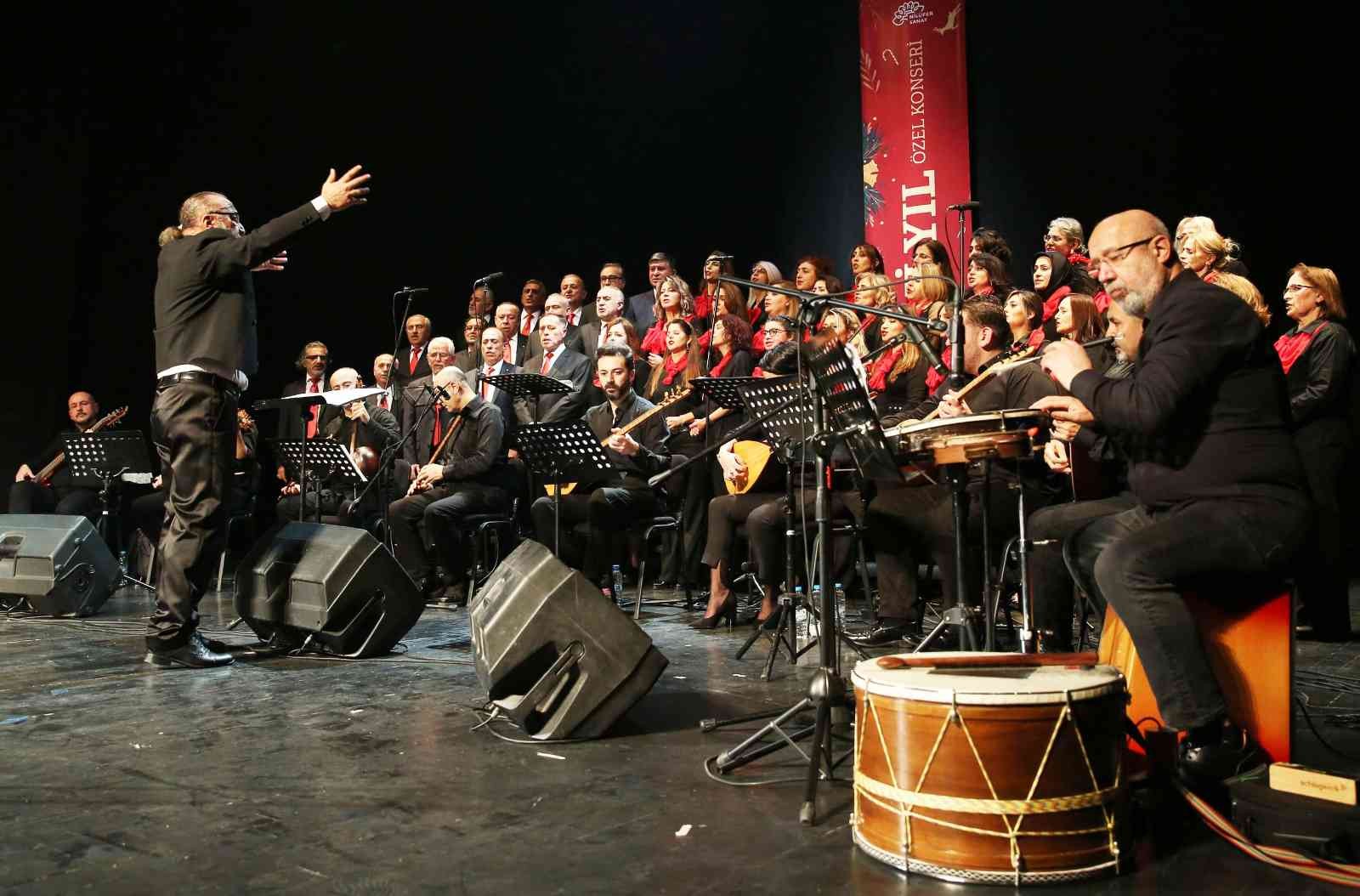Nilüfer yeni yıla türkülerle merhaba dedi 1 nilufer yeni yila turkulerle merhaba dedi 045f8c6