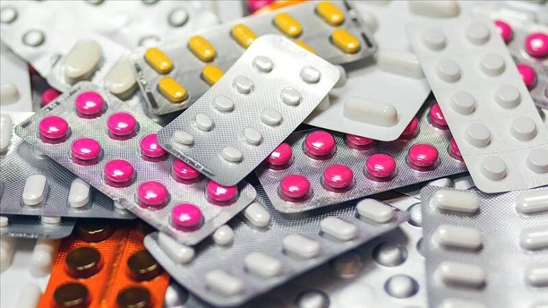 Resmi Gazete'de yayımlanan düzenlemeyle yurtdışından getirilen ilaçların İlaç Takip Sistemi'ne