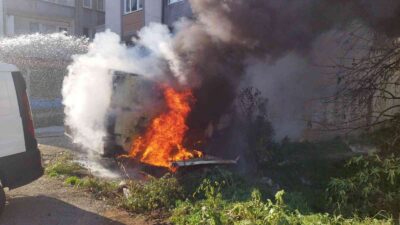 Yer: Bursa… Minibüs alev alev yandı