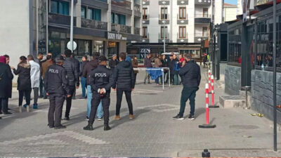 Boşanma aşamasındaki eşini 10 kurşunla öldürüp canına kıydı