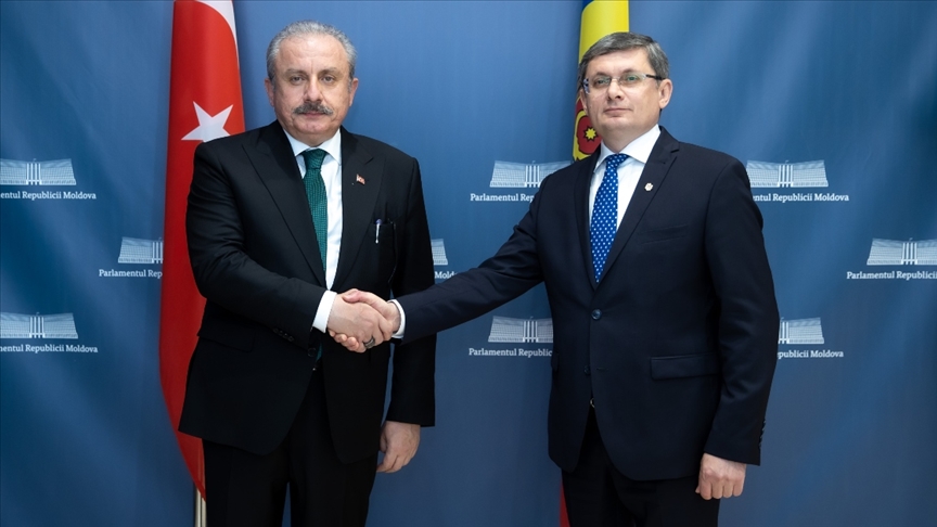 Meclis Başkanı Şentop: Savaşın uzamasının ağır bedelleri olacaktır