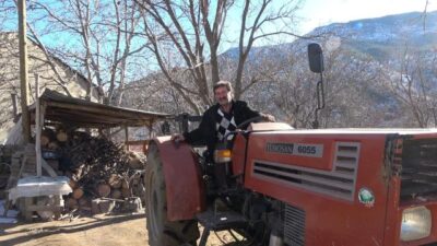 30 kilometre hız yapabilen traktörüyle aşırı hız cezası yedi