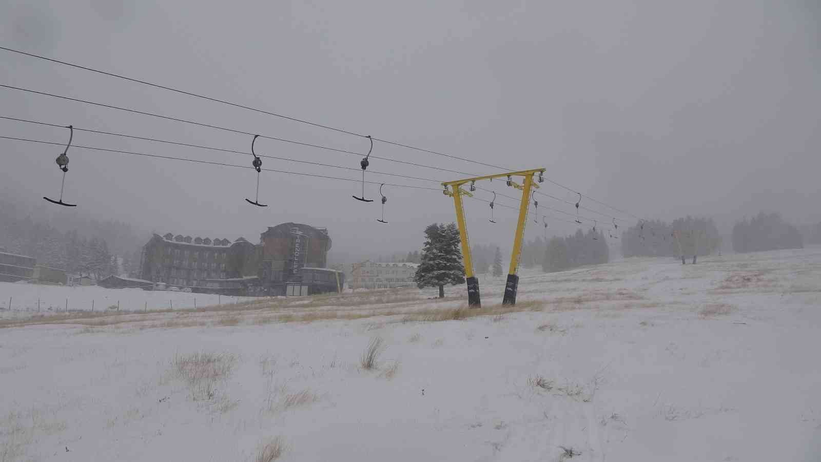 Uludağ’a nihayet kar düştü! Uludağ’a nihayet kar düştü!