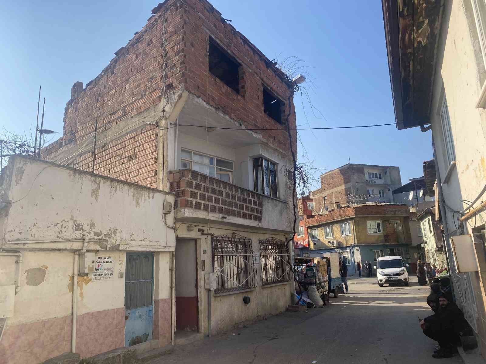 Bursa’da kahreden olay! Acı gerçeği eve girince gördüler Bursa’da kahreden olay! Acı gerçeği eve girince gördüler