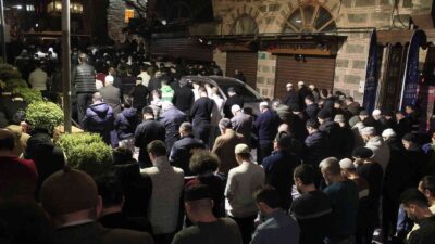 Yılın ilk günü binlerce kişi Ulucami’ye akın etti