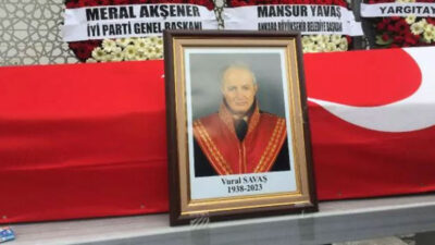Yargıtay Onursal Cumhuriyet Başsavcısı Vural Savaş, Ankara’da toprağa verildi