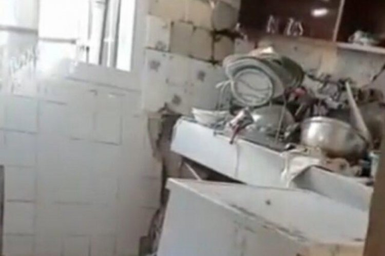 Depremden günler sonra evine girdi! Karşılaştığı manzaraya inanamadı! “Yağmacılar talan etmiş”