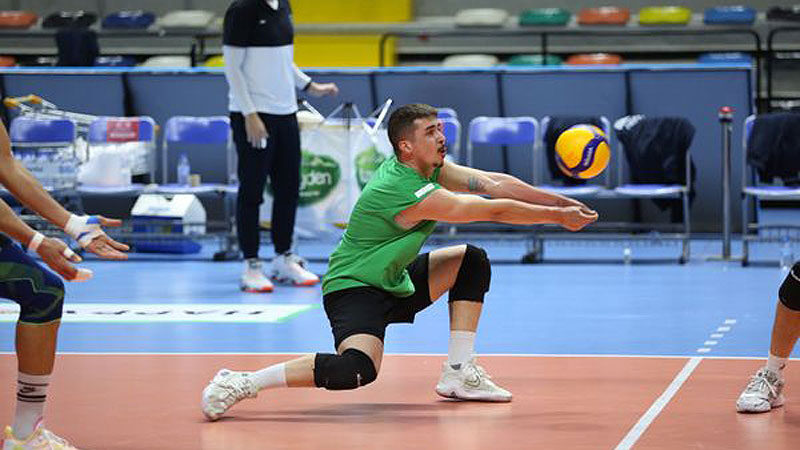BURSA (AA) - Voleybol AXA Sigorta Efeler Ligi ekiplerinden Bursa