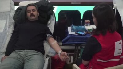 Fenerbahçe’nin kan bağışı çağrısına yoğun katılım