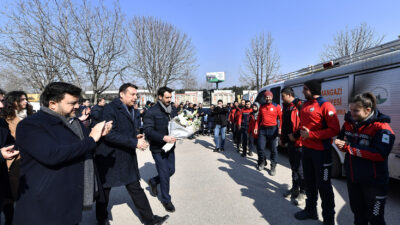 Osmangazi ekiplerine duygusal karşılama